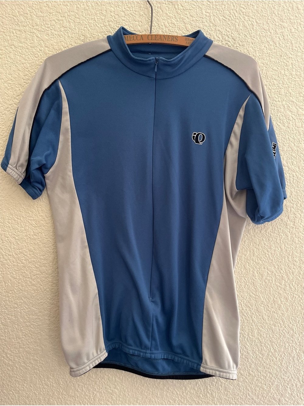 Pearl Izumi Blue & Gray Men’s Cycling Jersey
